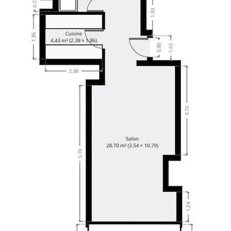 Ambassador 003 * וורבייה