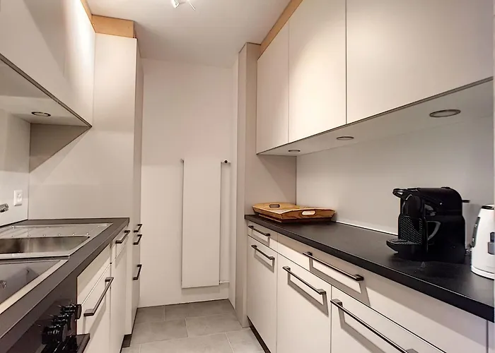 Apartamento Ambassador 003 *